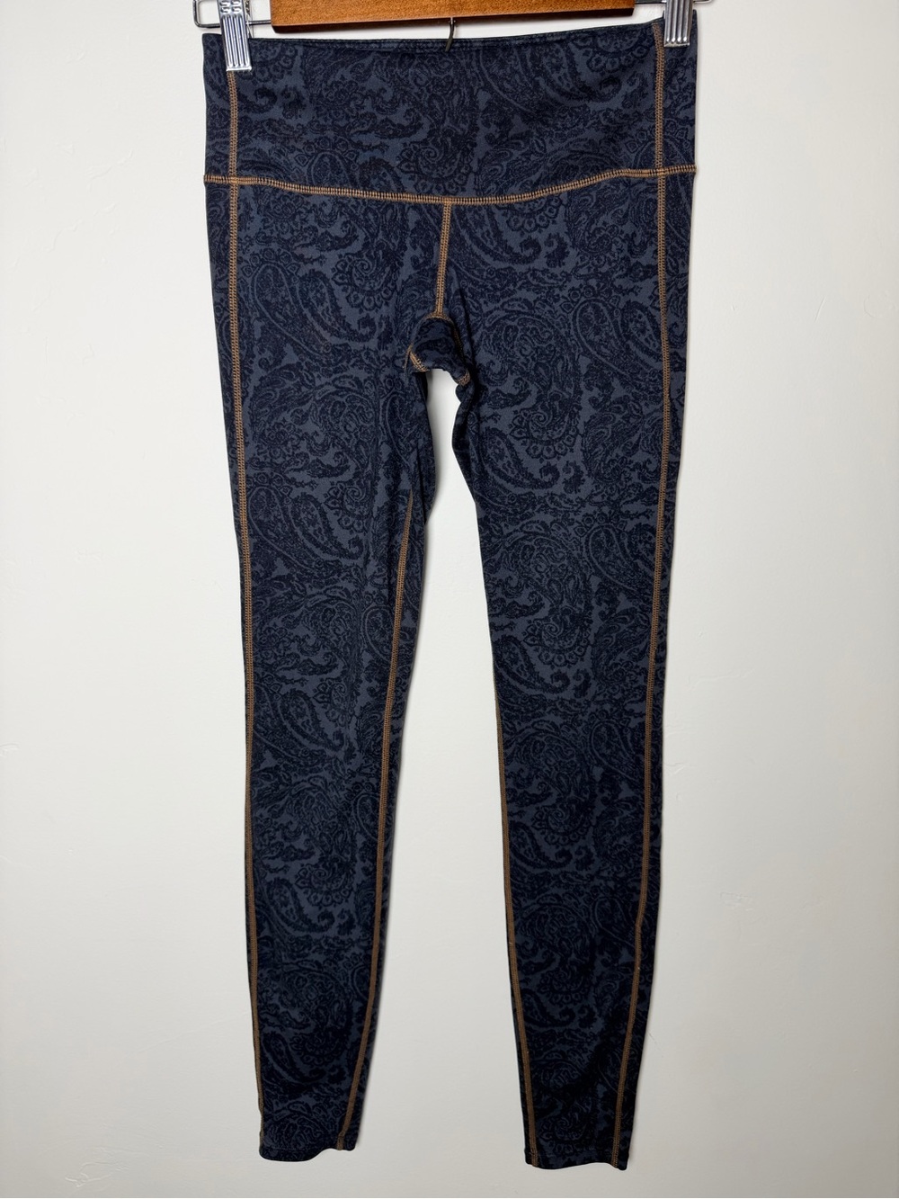 Athleta Leggings XXS blue navy tan print activewear workout gym brown women’s